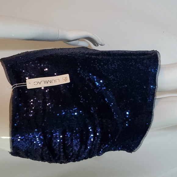 💙4/$20 Sequin Skirt - Picture 4 of 6